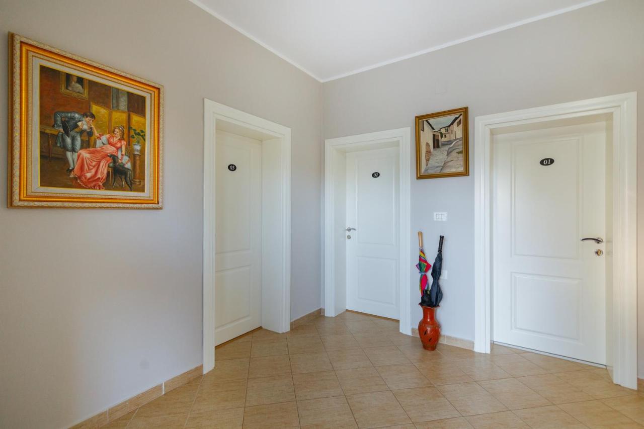 Vila 1 Korce Exterior foto